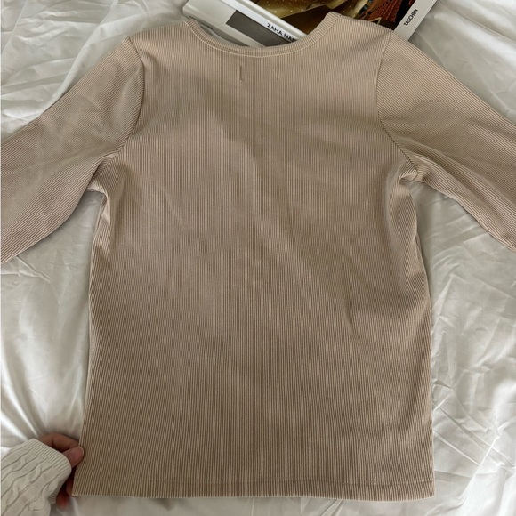 Hollister Beige Ribbed Henley - Picture 4 of 4